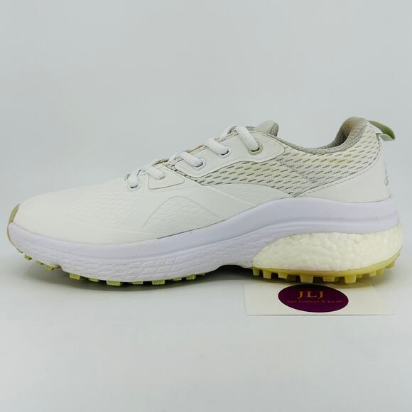 Athletic_Shoes